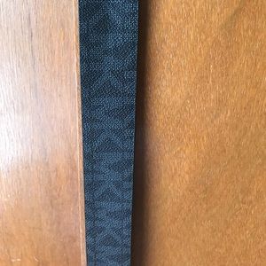 Michael Kors belt